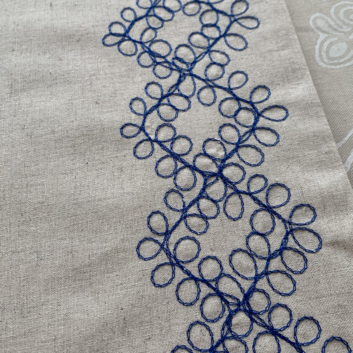 Beige Linen Embroidered Placemat Pattern Diamond in Red, Green and Blue