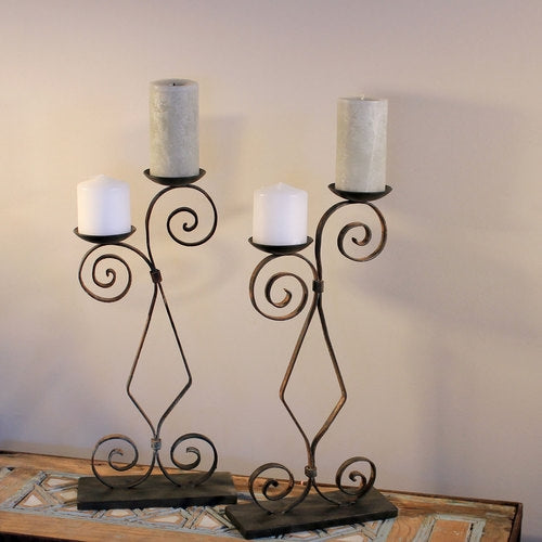 iron candleholders with diamond shape