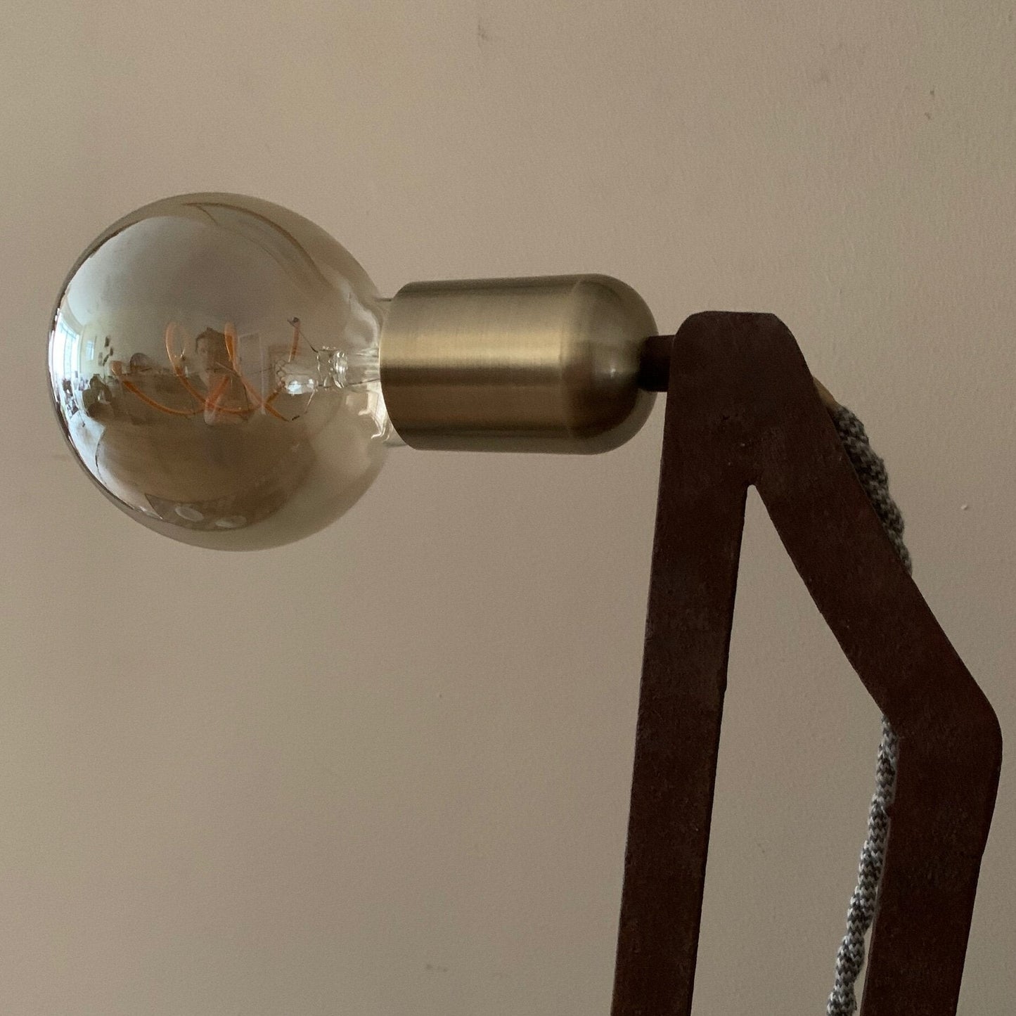Lampe de bureau en fer forgé Skyline