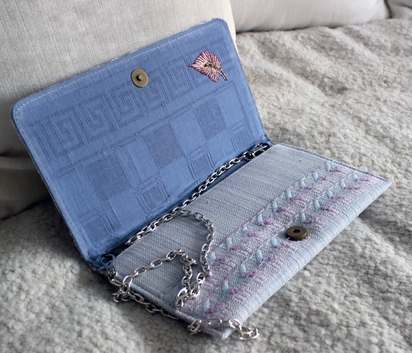 Pochette Brodée Lavande Romantique