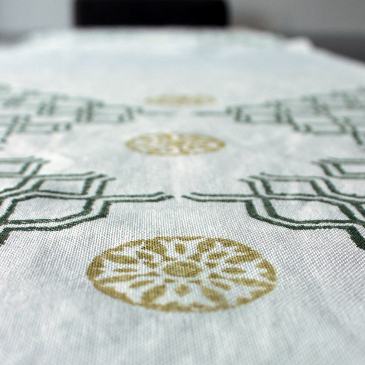 Country Chic: Linen Block Print Placemats and Runner for Table Decor