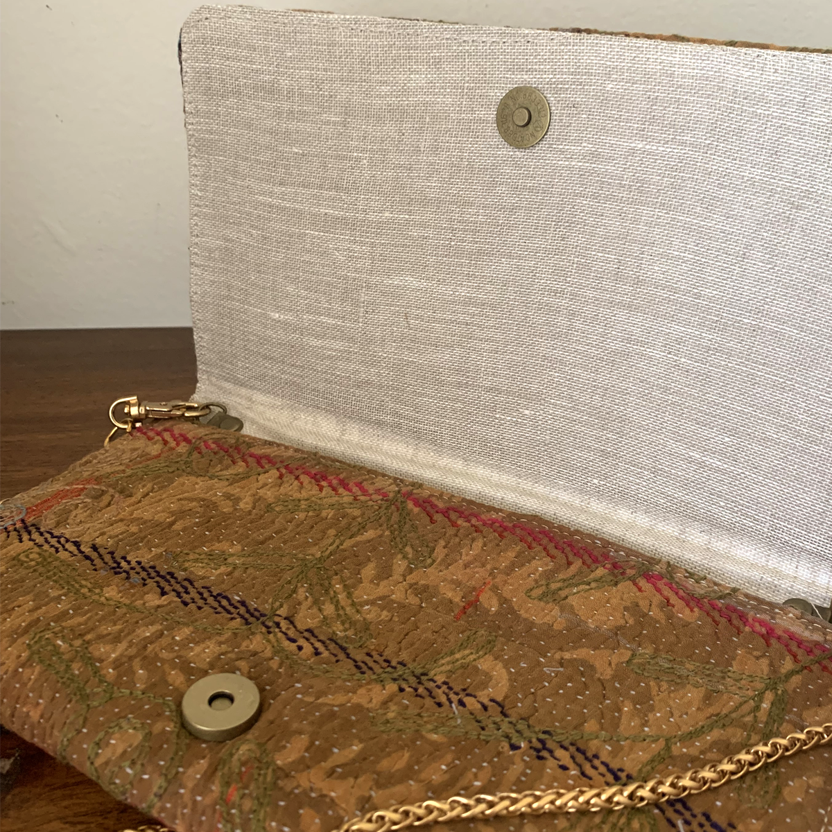Pochette orange-cuivre fabriquée à la main - Mode durable et éthique