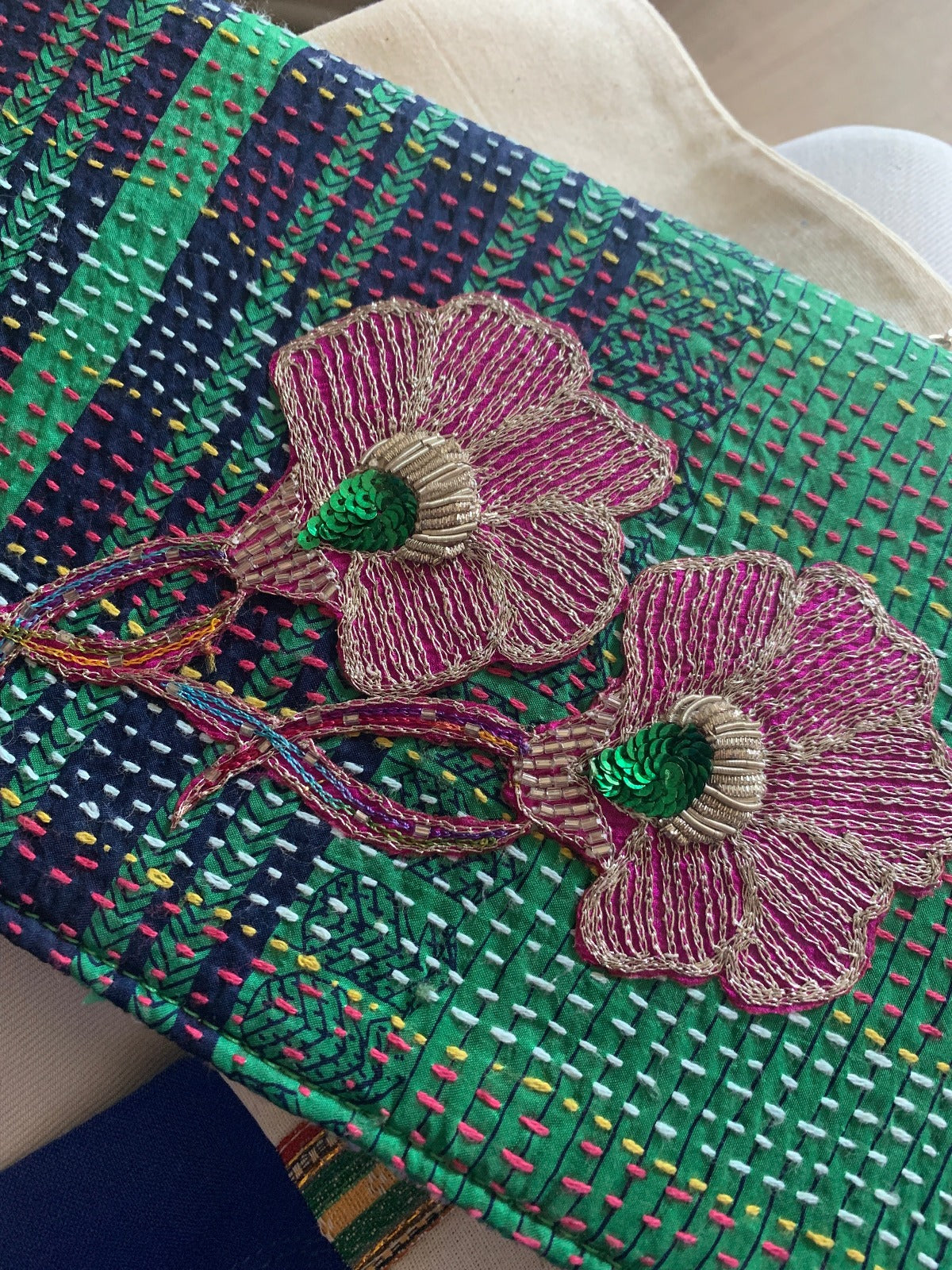 Pochette unique en tissus vintage Anemone