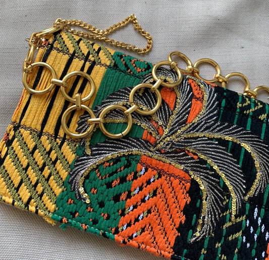 Pochette brodée Feu noir