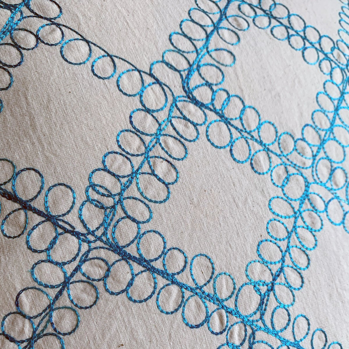 Hand embroidered pillowcase Losange in Blue