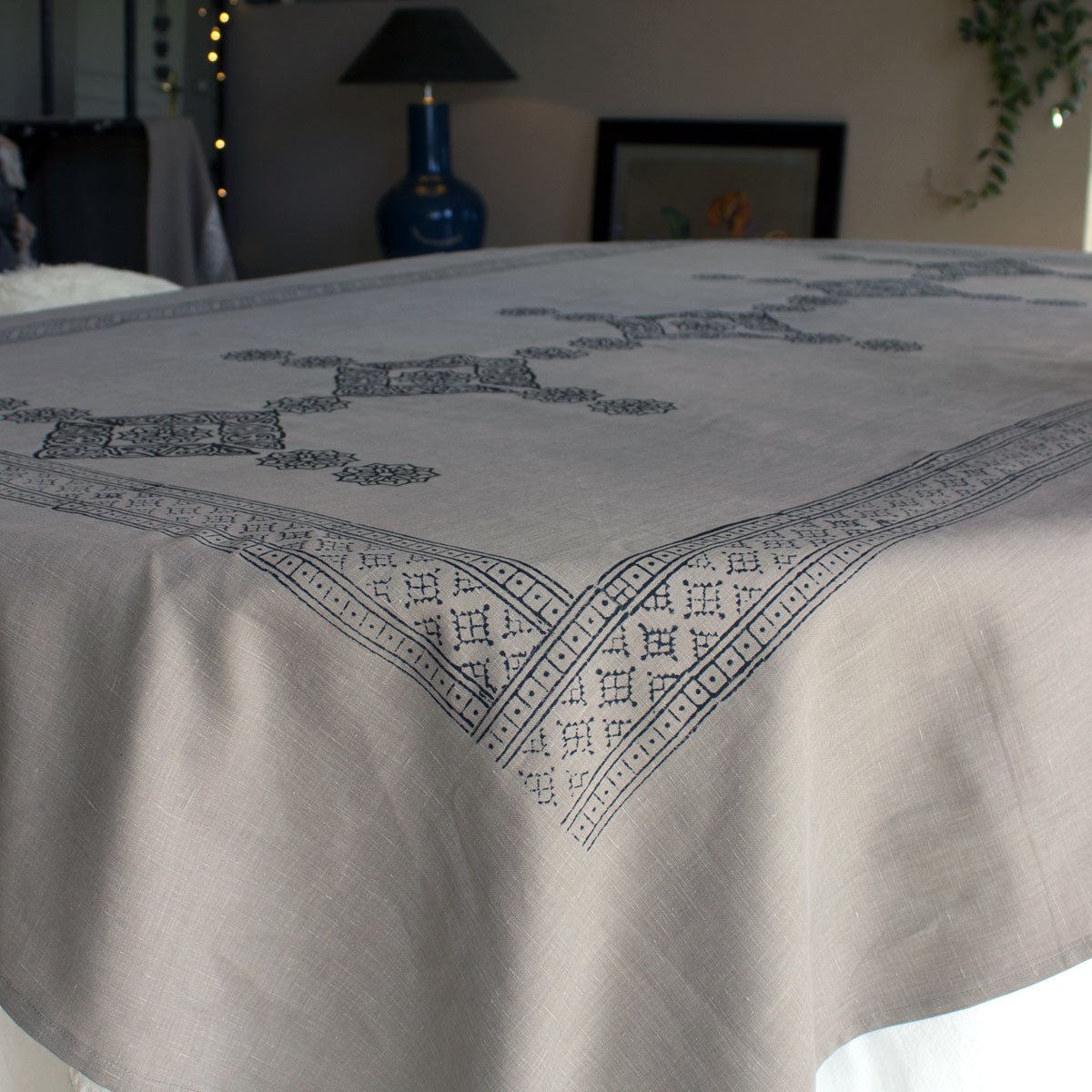 Sustainable linen block print tablecloth The black star