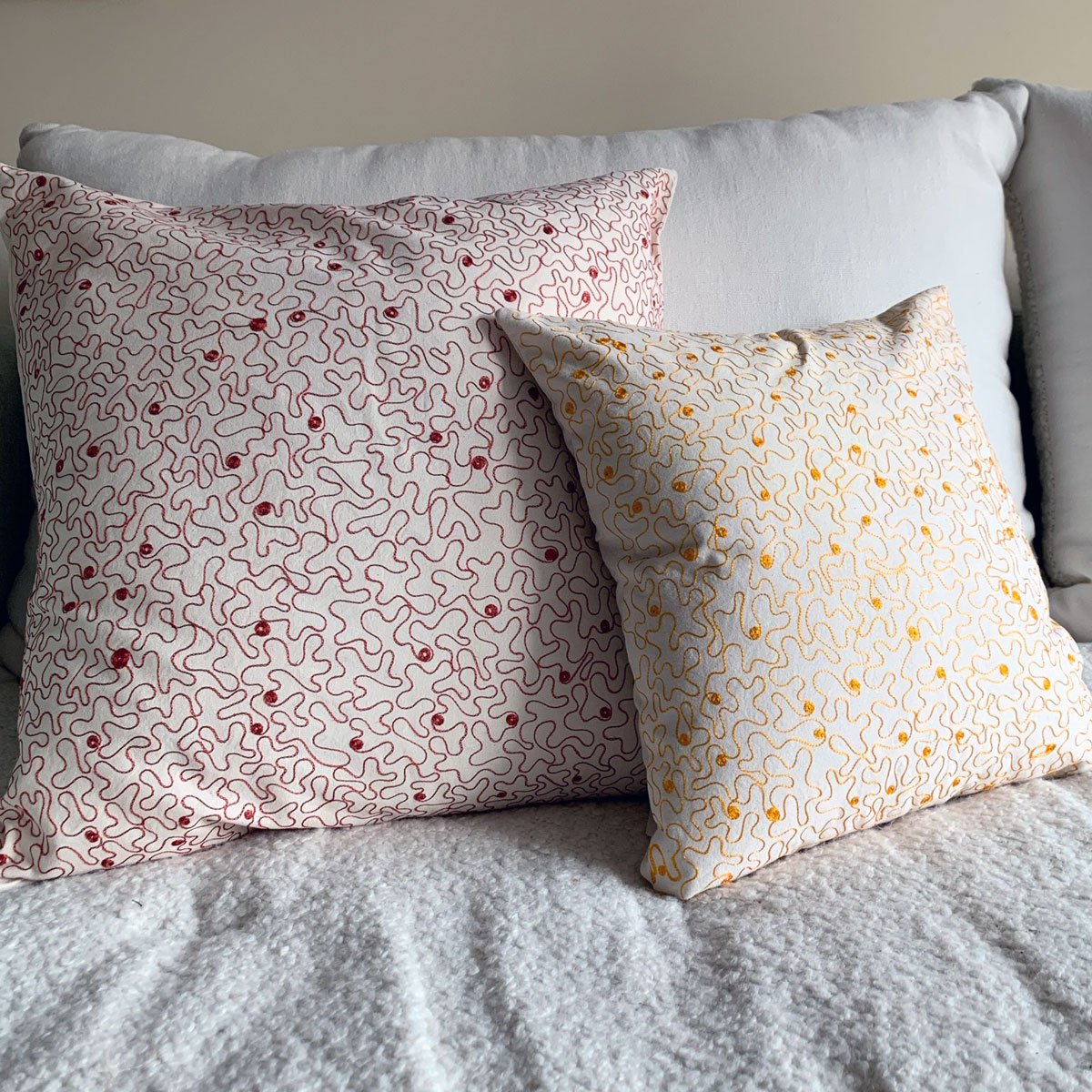 Embroidered Aghabani pillowcase Scoubidou Gold