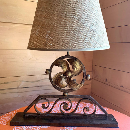 Cast iron table lamp Trapeze