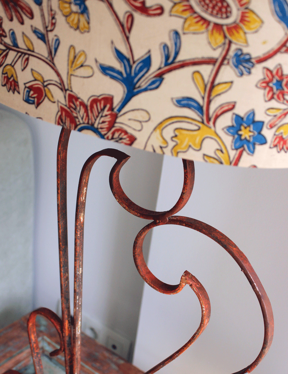 Vintage Beirut Gate Lamp: Swan-Inspired Design with Red Patina