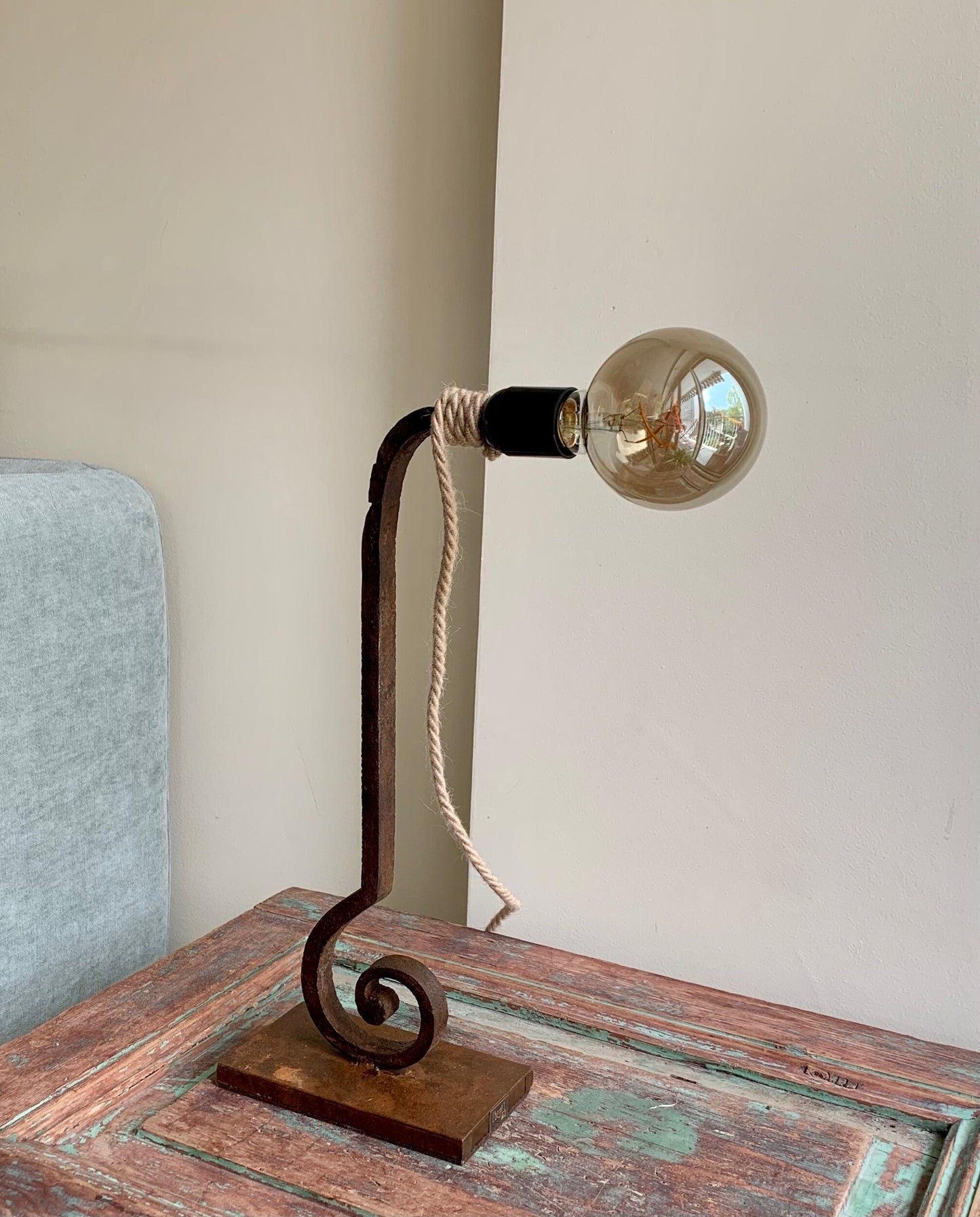 Repurposed desk lamp Curl Raw