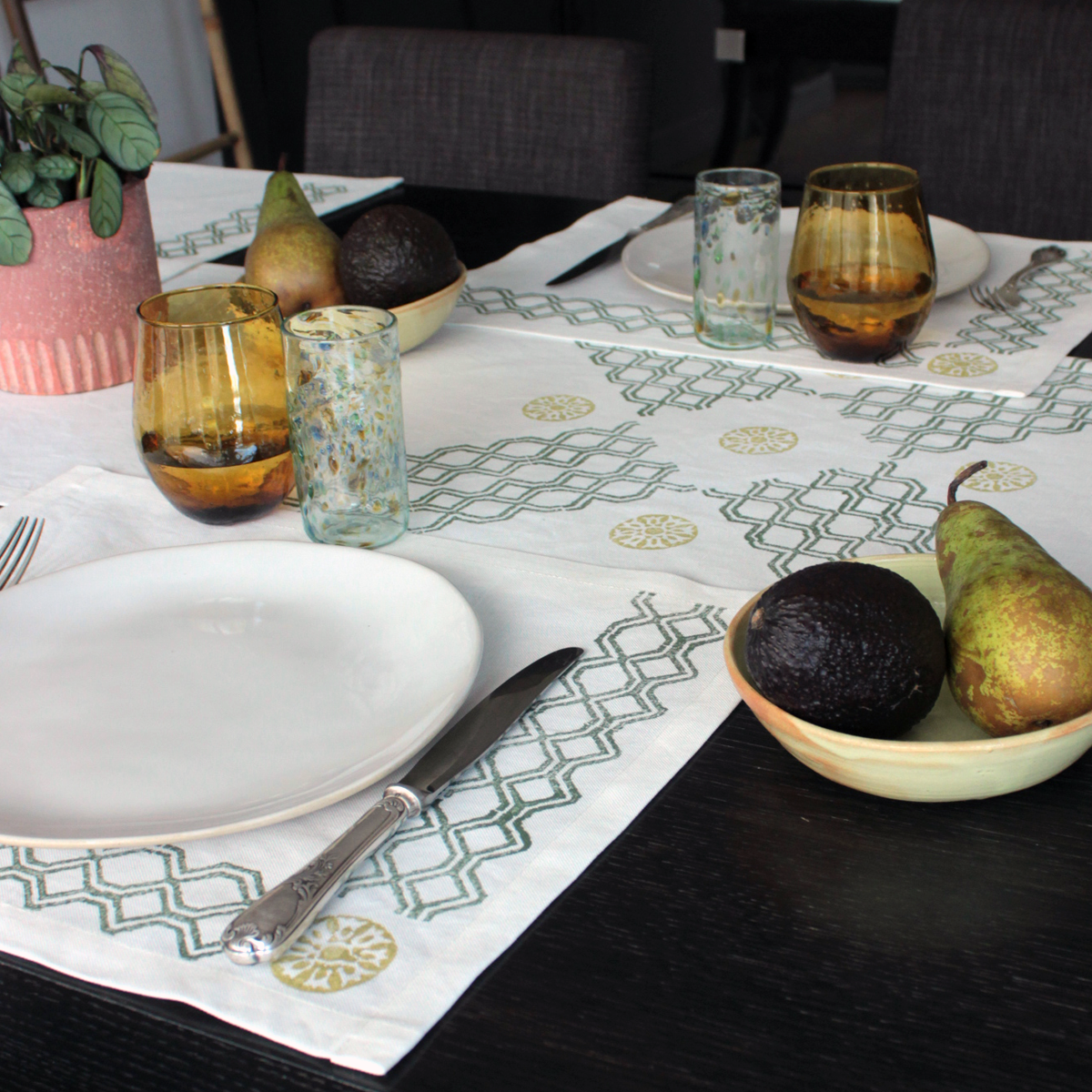 Country Chic: Linen Block Print Placemats and Runner for Table Decor
