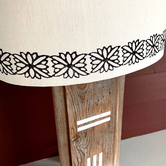 Wood and mother of pearl lamp Graphic