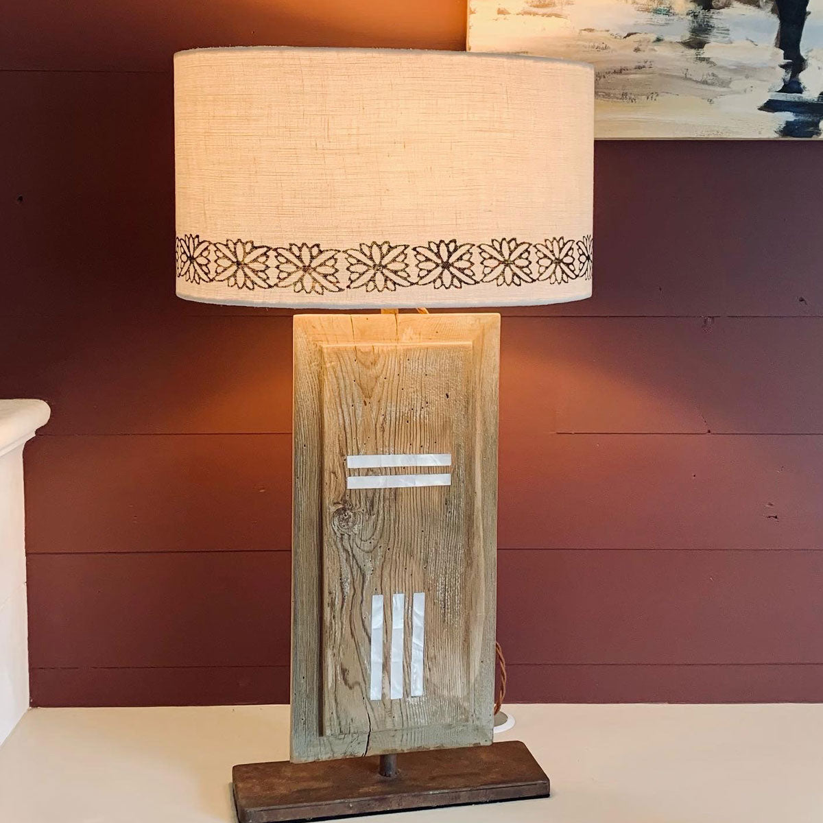 wood and mother of pearl lamp Graphic