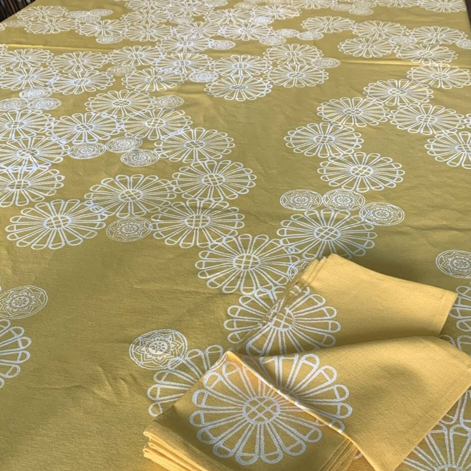 Heavy linen ecofriendly tablecloth Yellow Daisies