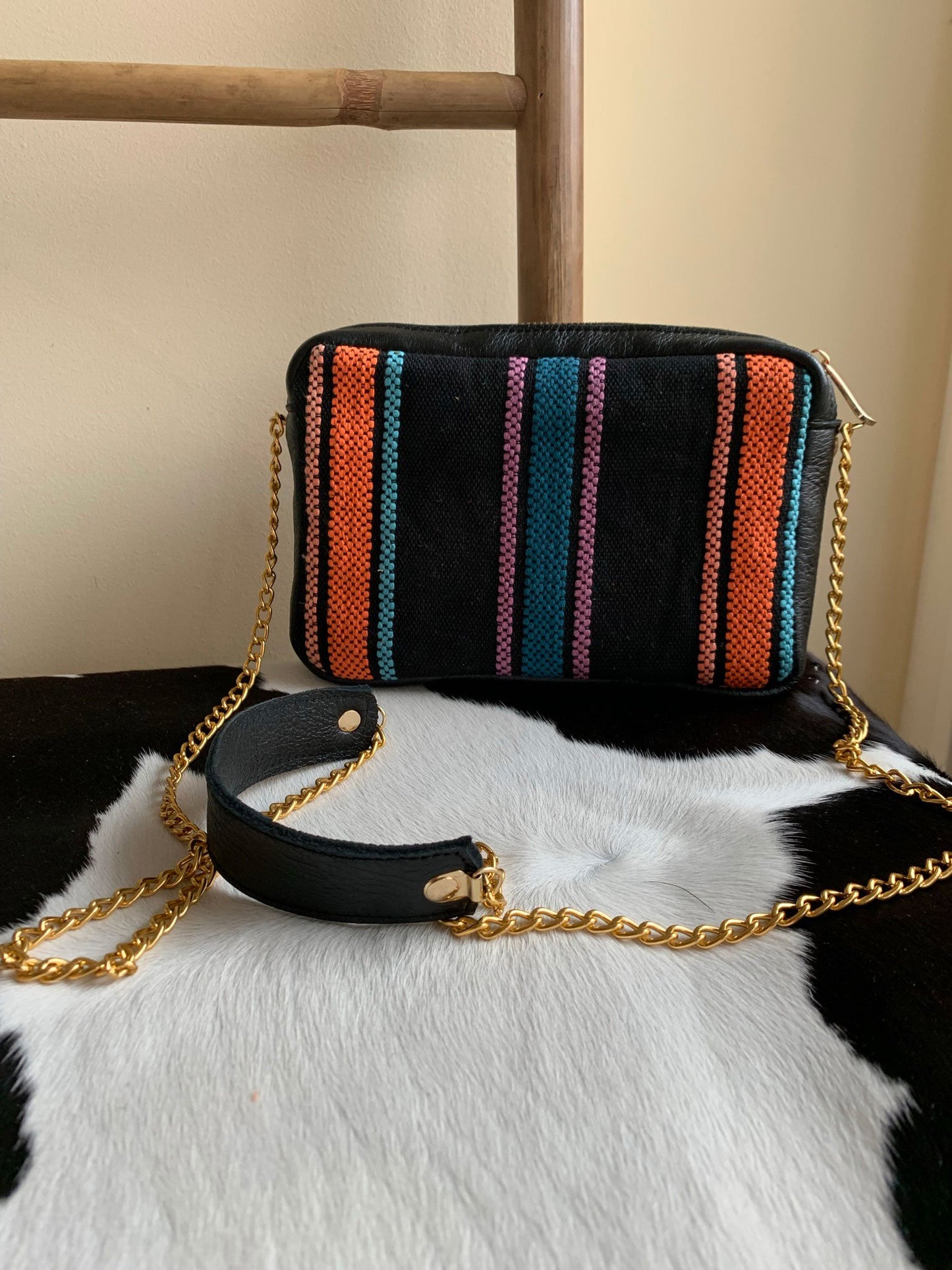 Unique shoulder chain Bag Stripes